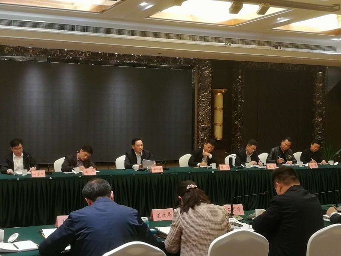 汇鸿亚森老总_亚森罗宾